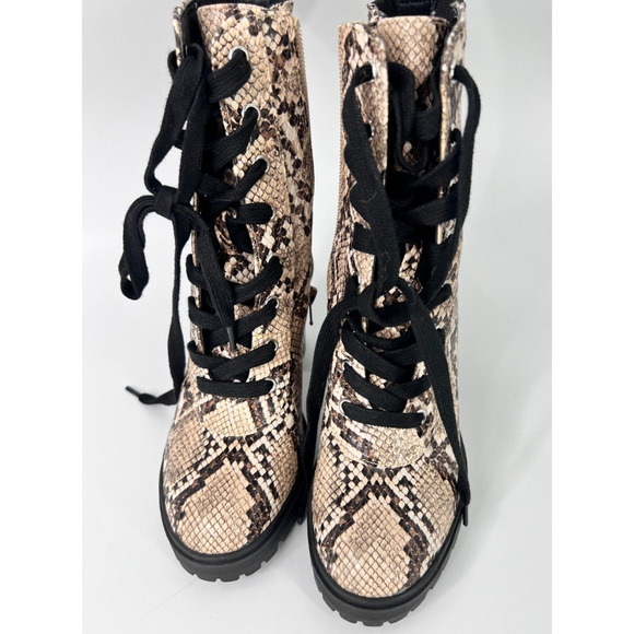 New Steve Madden LATCH Snake Print Lug Sole Heeled Hiking Boots Women’s 7.5M - Picture 5 of 11
